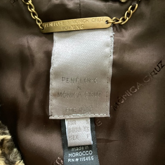 SOLD Mango leopard print faux fur coat - Picture 2 of 11